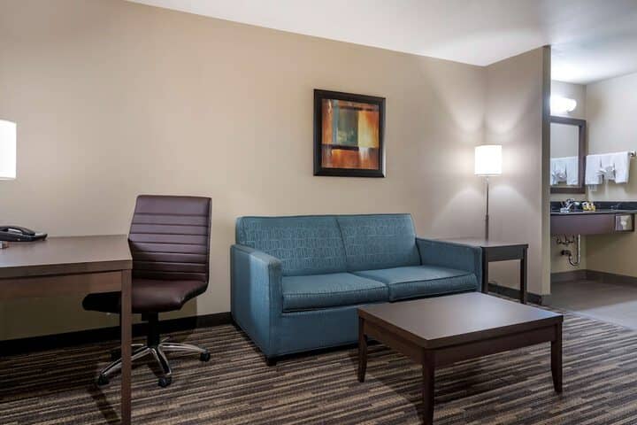 Room 9 of 72