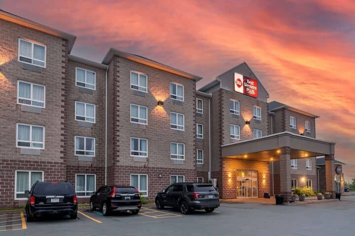 Hotel 71 of 72
