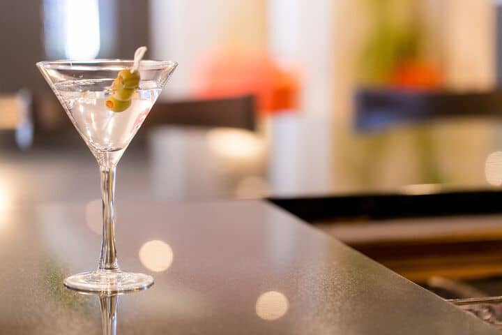 Lounge 58 of 72